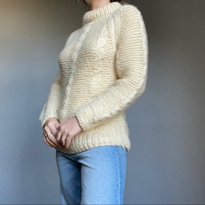 Vintage Womens Hand Knit Cream White Wool Fisherman Style Chunky Knit Sweater M image 10