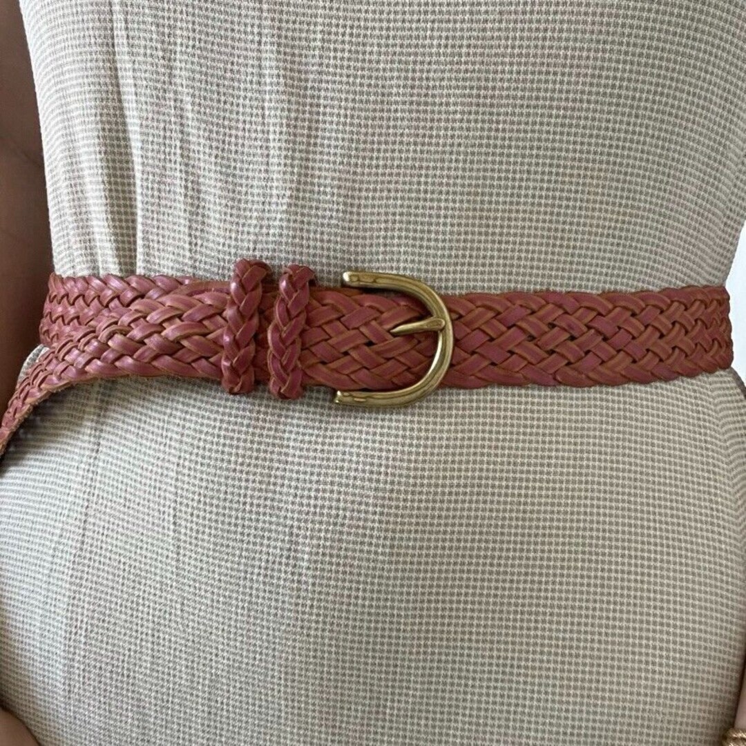 Vintage Womens Pink Leather Braided Solid Brass Buckle  display picture 3
