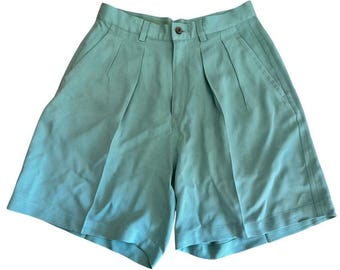Vintage Tommy Bahama Womens Pistachio Green 100% Silk Bermuda High Rise Shorts