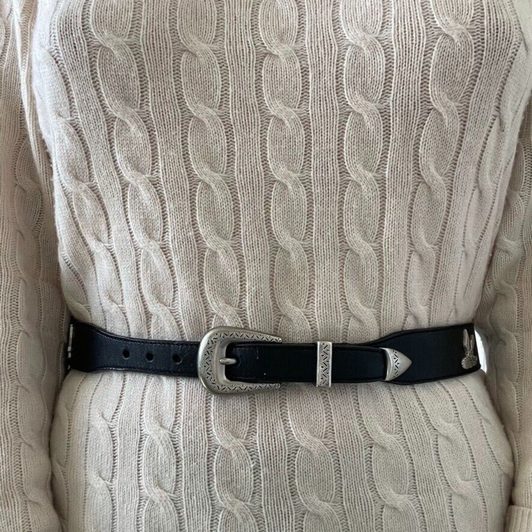 Vintage warner bros belt Vintage 90s Warner Bros. Looney Tunes Brown Leather Belt  main image 4