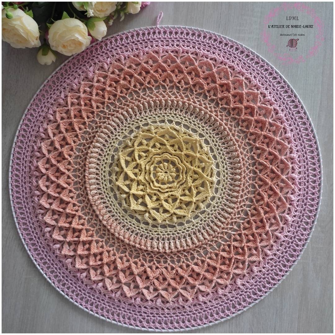 Mandala Alexia/ Décoration Murale/Wallhanging/Décoration Intérieure