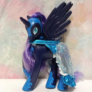 Nightmare moon figure - Etsy 日本
