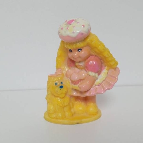 Cherry Merry Muffin vintage "Cherry Merry Muffin" figure PVC ancienne 1989 collection jouet rétro