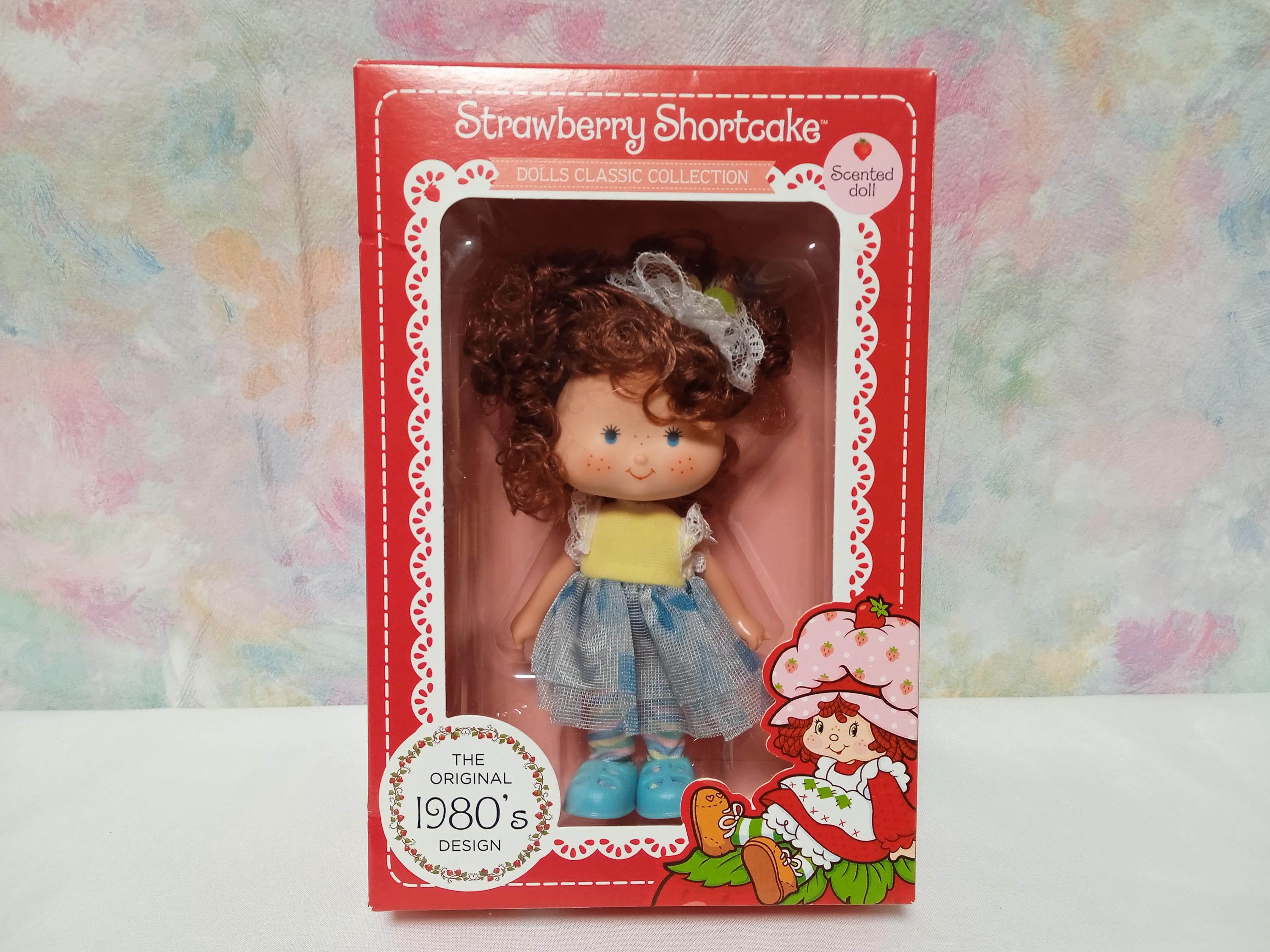 Strawberry Shortcake Cocadhina Repro of vintage Kenner doll collectible retro toy