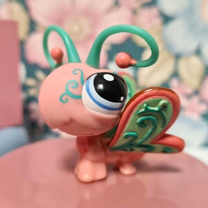 Littlest PetShop Hasbro #1357 Butterfly Postcard Collezione di animali domestici Giocattolo retrò Littlest Pet Shop