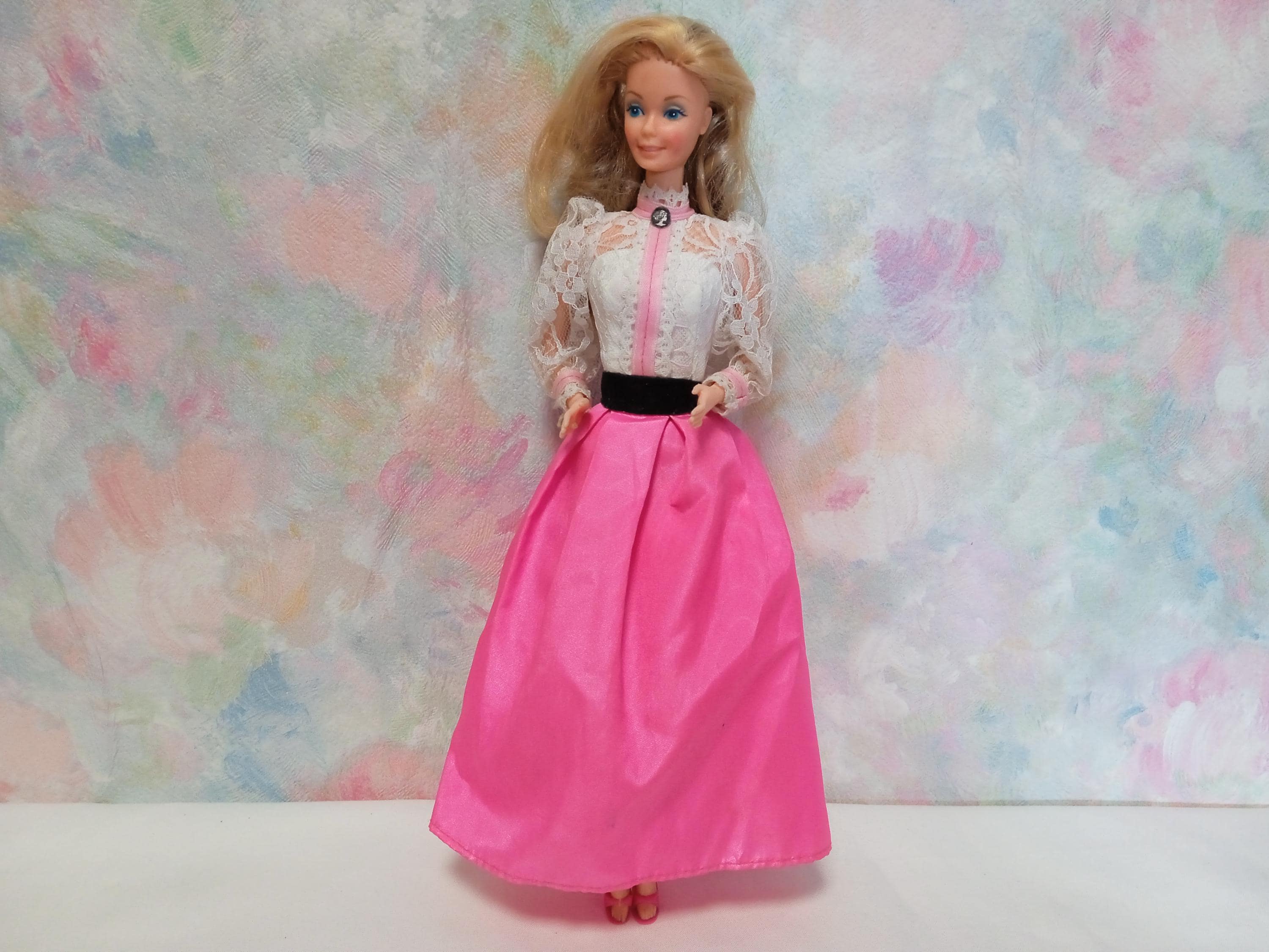 Vintage Barbie Doll #5640 Angel Face Barbie 1982 Retro Toy