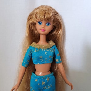 Barbie Signature poupée de collection Vintage Ultra-Chevelure 25e