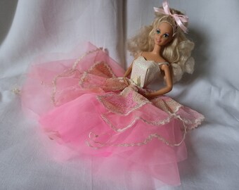 Barbie vintage doll poupée ancienne #7123 Costume Ball Barbie 1990 collection jouet rétro birthday