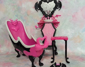 Monster High – Draculauras Badezimmer-Spielset – Mattel Sammlerpuppe, Vintage-Retro-Spielzeug