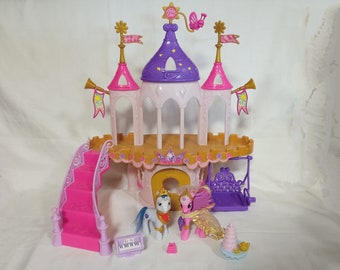 Mein kleines Pony G4 Friendship is Magic „Hochzeitsschloss mit Prinzessin Cadance und glänzender Rüstung“ MLP FIM Retro-Babyspielzeugkollektion