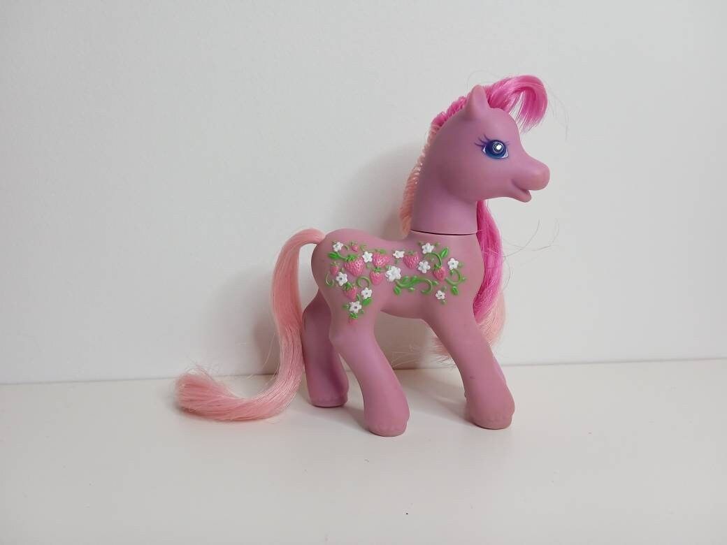  My Little Pony Friendship Shine 14 Mini Pony Figure Collection  : Toys & Games