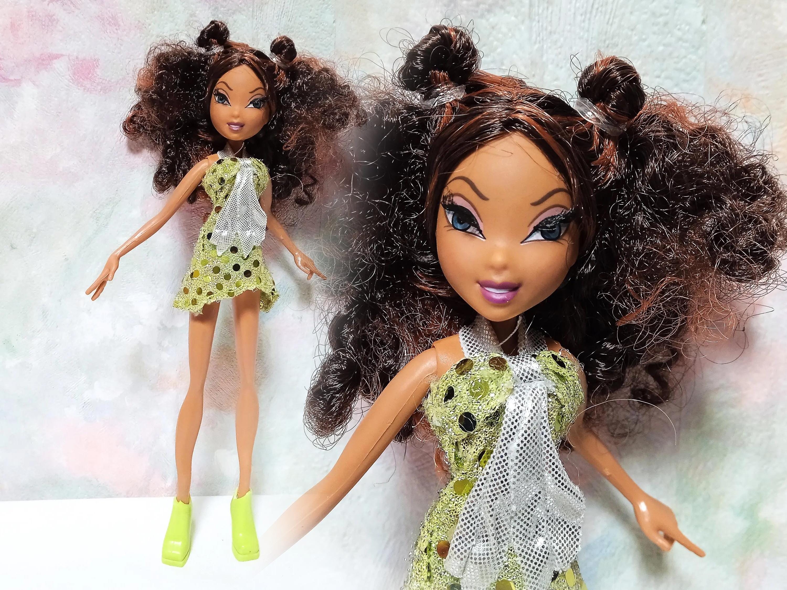 POUPÉE WINX CLUB Layla Singsational avec socle EUR 17,90 - FR