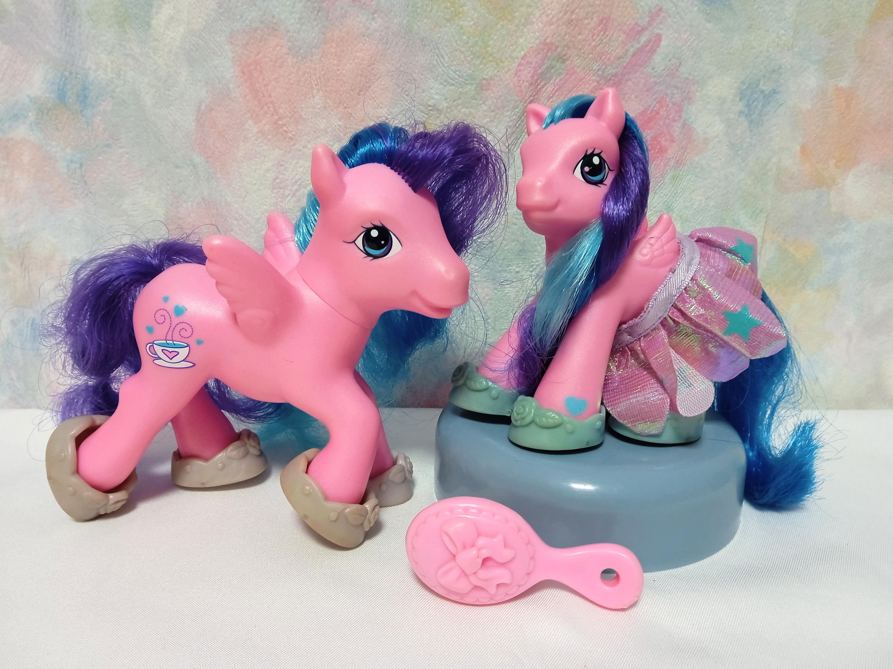 My Little Pony Vintage G3 Sharing Tea With Tira-mi-su and Mochanut