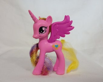 Mein kleines Pony G4 Friendship is Magic „Prinzessin Cadance“ Retro-Babyspielzeug aus der Hasbro MLP FIM-Kollektion