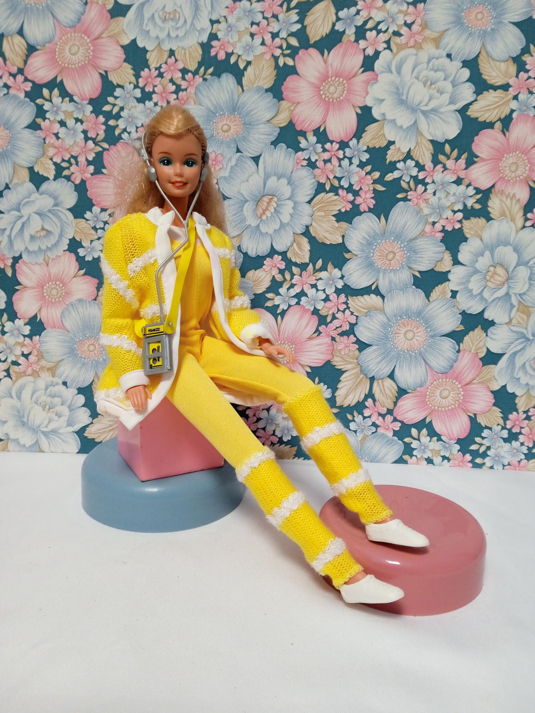 Barbie Mattel Vintage Doll #9988 Music Lovin' Barbie Tempo 1985