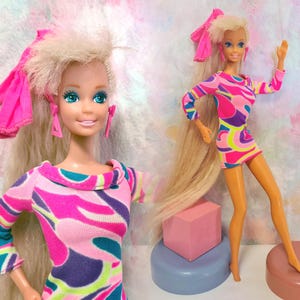 Barbie vintage doll antique doll #1112 Totally Hair Barbie Ultra Hair 1991 Original Mattel collectible retro toy