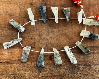 Natuurlijke groene prehniet edelsteenkralen, ruw geslepen, doe-het-zelf sieraden maken