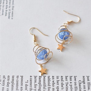 Planet and star short drop earrings - out of this world!