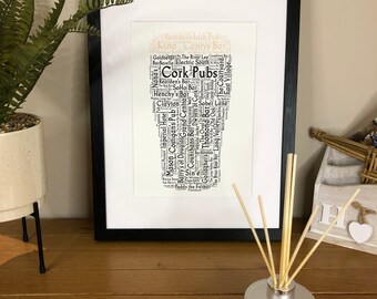 Póster con texto en inglés "Pint of Cork Pubs Irish Themed Word Art" impreso por Ireland With Love Pubs of Ireland Irish Pubs Pinta de cerveza negra, lager o ale irlandesa