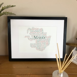 County Mayo For The Craic Map Irish Themed Word Art Poster Irischer Druck Mit Irischen Sprüchen und Sätzen von Irland mit der Liebe