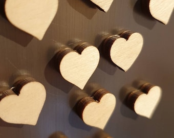 Mini cuori d'amore in legno - Forti magneti per il frigorifero