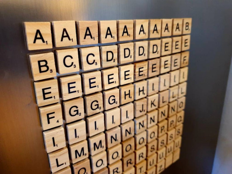 Lettres en bois aimantées pour réfrigérateur avec des aimants puissants image 2