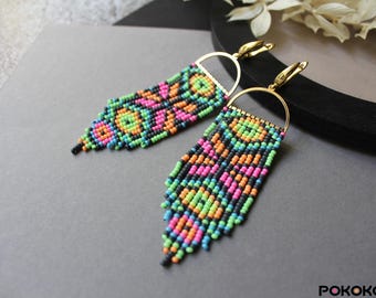 Boucles d'oreilles géométriques néon avec perles de rocaille : boucles d'oreilles pendantes festival bohème