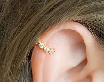 Helix Earring-Helix Clear CZ Diamonds-Helix Hoop Earring-Cartilage Piercing-Cartilage Jewelry-Clear Diamonds Hex Earring