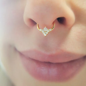 Gold Septum Hoop Ring, 16g Septum Cartilage Ring, 16g Nose Ring, 16g Diamonds Septum Ring, 16g Septum Clicker Ring, Triangle Septum, Chevron