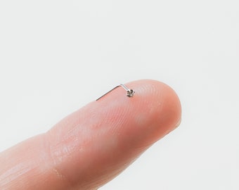 Winziger Nasenstecker - Diamant Nasenstecker - Winziger Zierlicher Nasenstecker CZ 1,5mm - Dünner Sterling Silber Nasenstecker - Nase Piercing 22g
