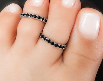 Crystal Toe Ring - Spring Toe Ring - Stretchy Toe Rings - Elastic Toe Ring - Rhinestone Toe Ring Crystal Silver - One Size Petite Toe Ring
