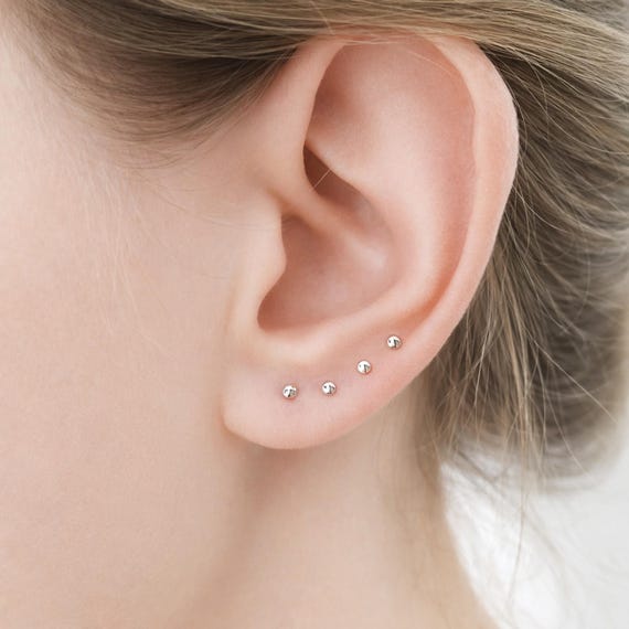 JeweBella 18 paar zilveren oorstekers voor dames en heren, roestvrij staal, kleine bal, zirkonia, oorbellen met platte achterkant, hypoallergeen, kleine oorknopjes, set van 2 mm/3 mm/4 mm, Small