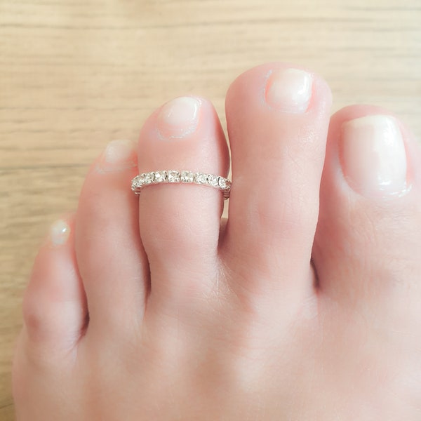 Stretch Toe Ring - Crystal Toe Ring - Stretchy Toe Rings - Elastic Toe Ring - Rhinestone Toe Ring Crystal Silver - One Size Petite Toe Ring