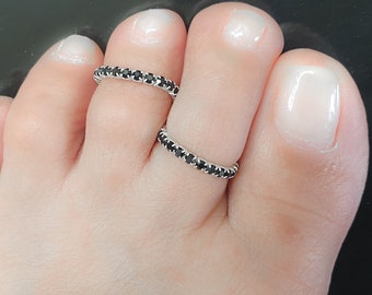 Crystal Toe Ring - Spring Toe Ring - Stretchy Toe Rings - Elastic Toe Ring - Rhinestone Toe Ring Crystal Silver - One Size Petite Toe Ring