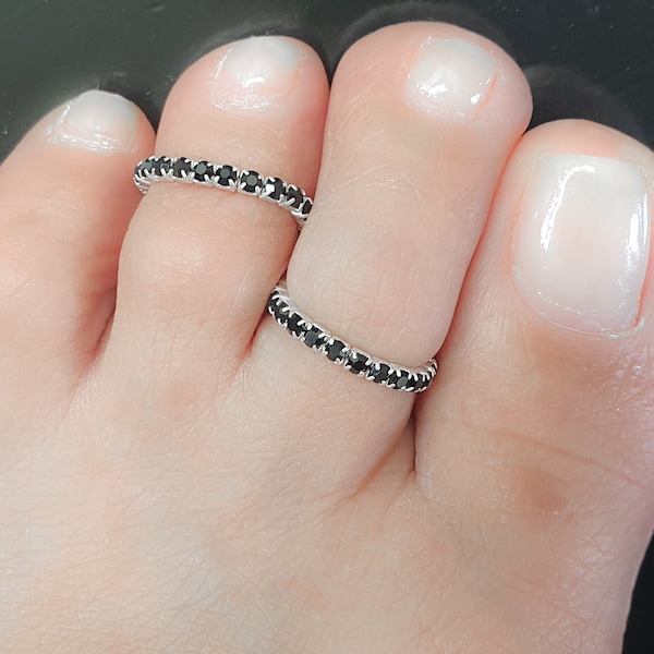 Crystal Toe Ring - Spring Toe Ring - Stretchy Toe Rings - Elastic Toe Ring - Rhinestone Toe Ring Crystal Silver - One Size Petite Toe Ring