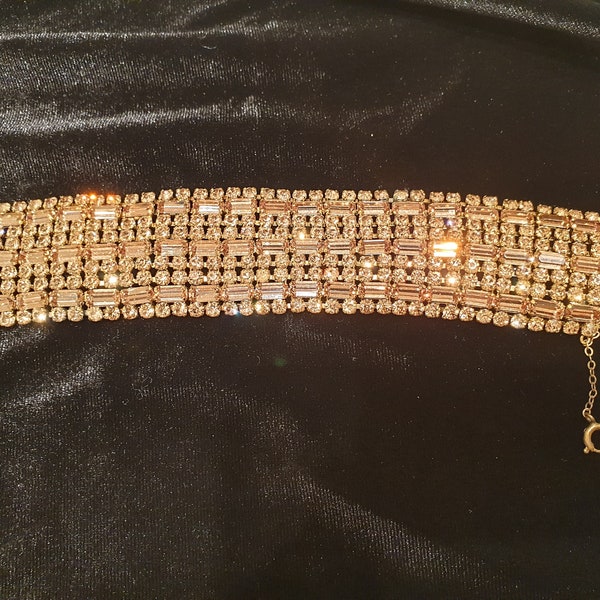 1950s Vintage sparkly diamanté rhinestone ladies bracelet jewellery.