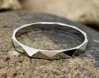 925 Sterling Silver Ring, Faceted 2mm Ring, Silver Band, Minimalist Simple Ring, Dainty Stackable Ring, Thin Ring, Rings for Women