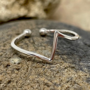 925 Sterling Silver Ring, Heartbeat Ring, Wave Ring, Minimalist Ring, Dainty Ring, Geometric Ring, Adjustable Ring, Thin Rings for Women