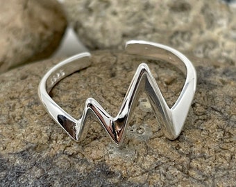 925 Sterling Silver Ring, Zig Zag Ring, Wave Ring, Wavy Ring, V Ring Band, Geometric Ring, Unique Ring, Statement Ring, Rings for Women