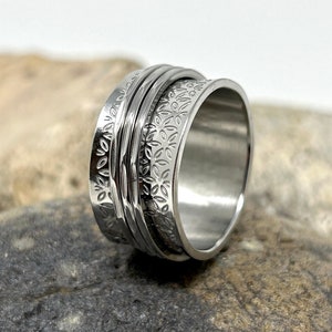 Stainless Steel Spinner Ring, Spinning Ring, Fidget Ring, Meditation Ring, Anxiety Ring, Worry Ring, Spin Ring, Filigree Flower Leaf Band