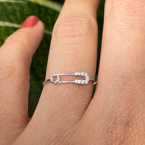 925 Sterling Silver Safety Pin Ring, Paperclip Ring, Silver Ring, Statement Ring, Unique Ring, Dainty Ring, Open Adjustable, Rings for Women
