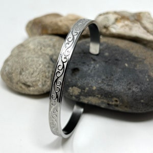 Stainless Steel Bangle, Filigree Bangle, Solid Cuff Bangle, Unisex Bangle, Open Leaf Bangle, Silver Bangle, Steel Bracelet for Women & Men