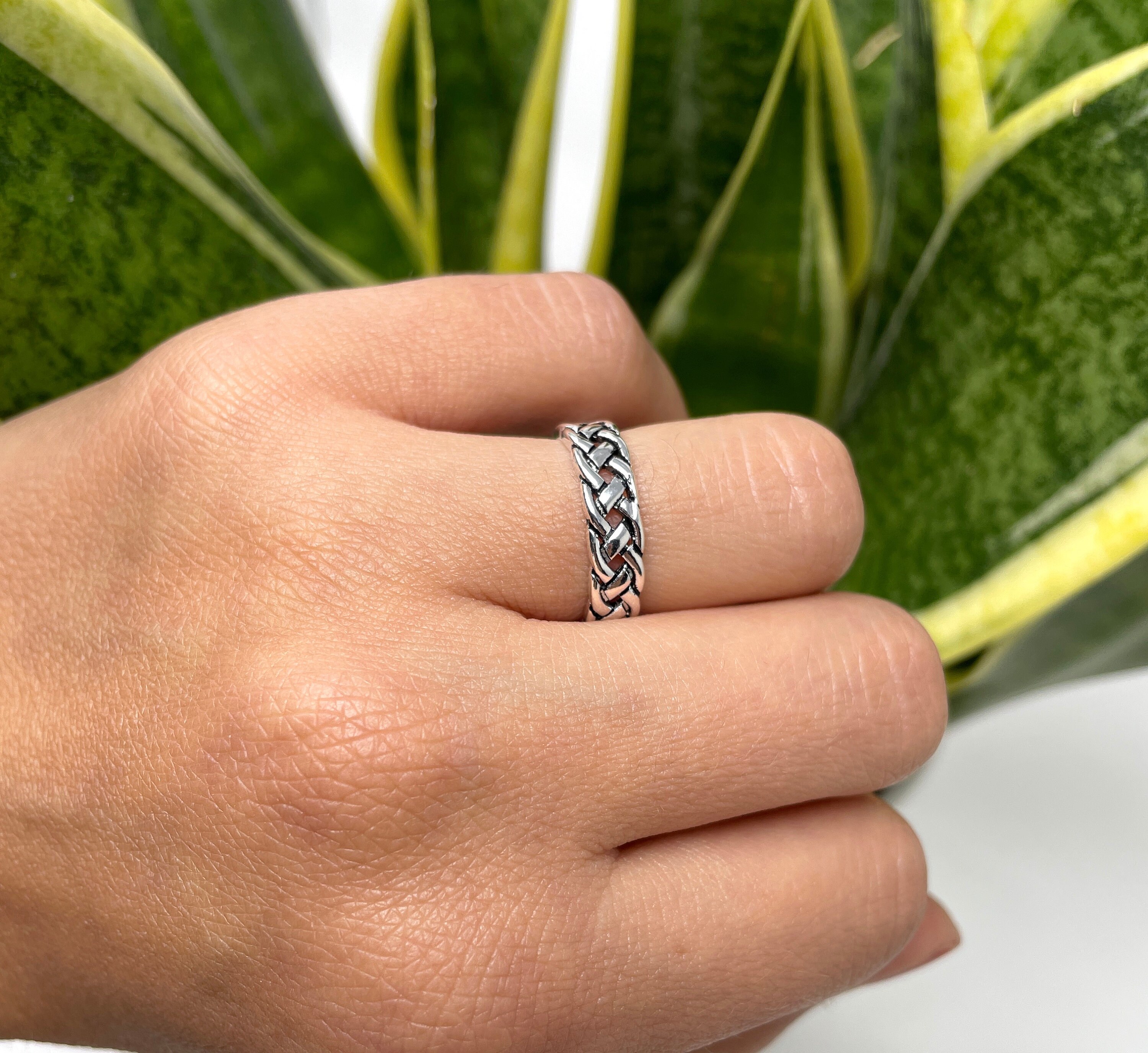 NEIGHBORHOOD - Silver Signet Ring | HBX - Globally Curated