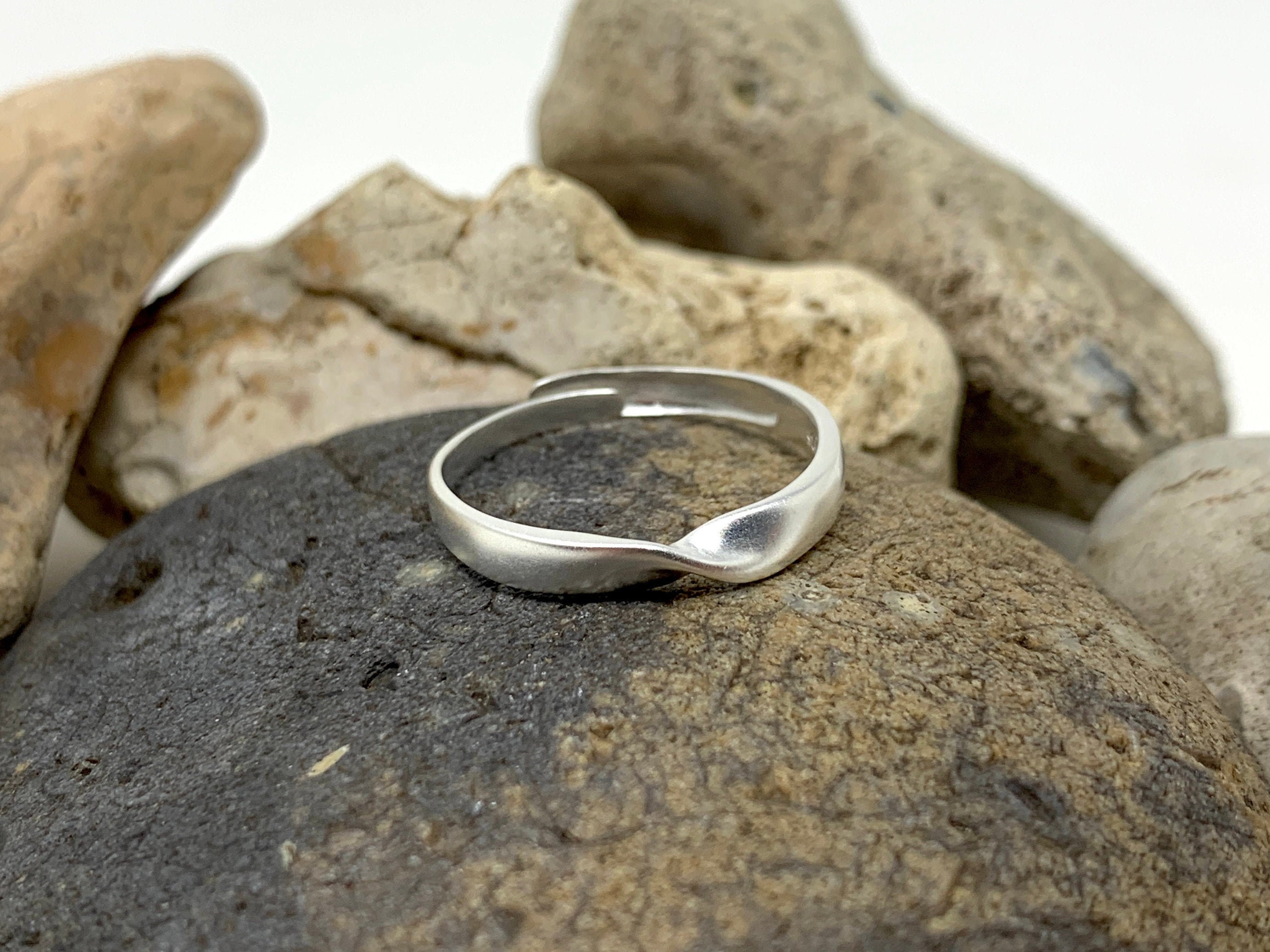 925 Sterling Silver Ring, Mobius Ring, Matt Ring, Twist Ring