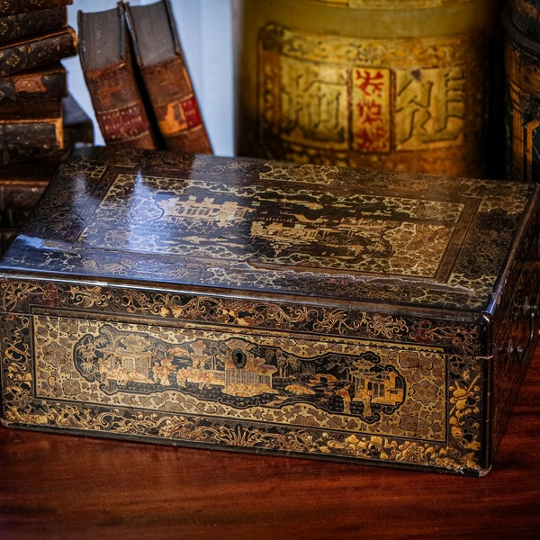 Beautiful Large Hand Painted Chinoiserie Asian Lacquer Lacquerware Victorian Antique Desk Writing Slope Box Home Decor