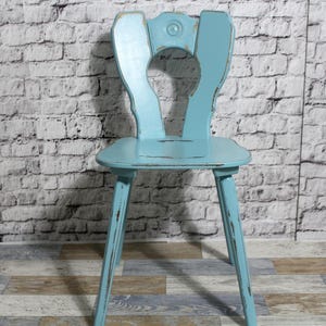 Shabby keukenstoel houten stoel eetkamerstoel turquoise blauw jaren 60 Shabby Chic meubelen vintage landhuis landhuis