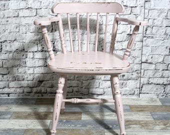 Shabby chic-fåtölj, stegfåtölj, trästol, rosenrosa, shabby chic-möbler från 1960-talet, vintage lantlig stil
