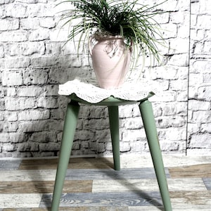 Shabby stool old round wooden stool olive green 60s Shabby Chic furniture vintage country house