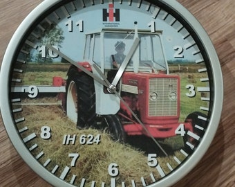 Tractor internacional IH 624 mc cormick