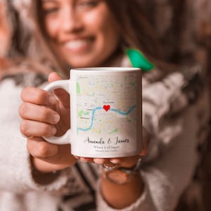 座標パーソナライズマグ、すべてが始まった場所コーヒーマグ、パーソナライズコーヒーマグギフト婚約地図ロケーションカップ